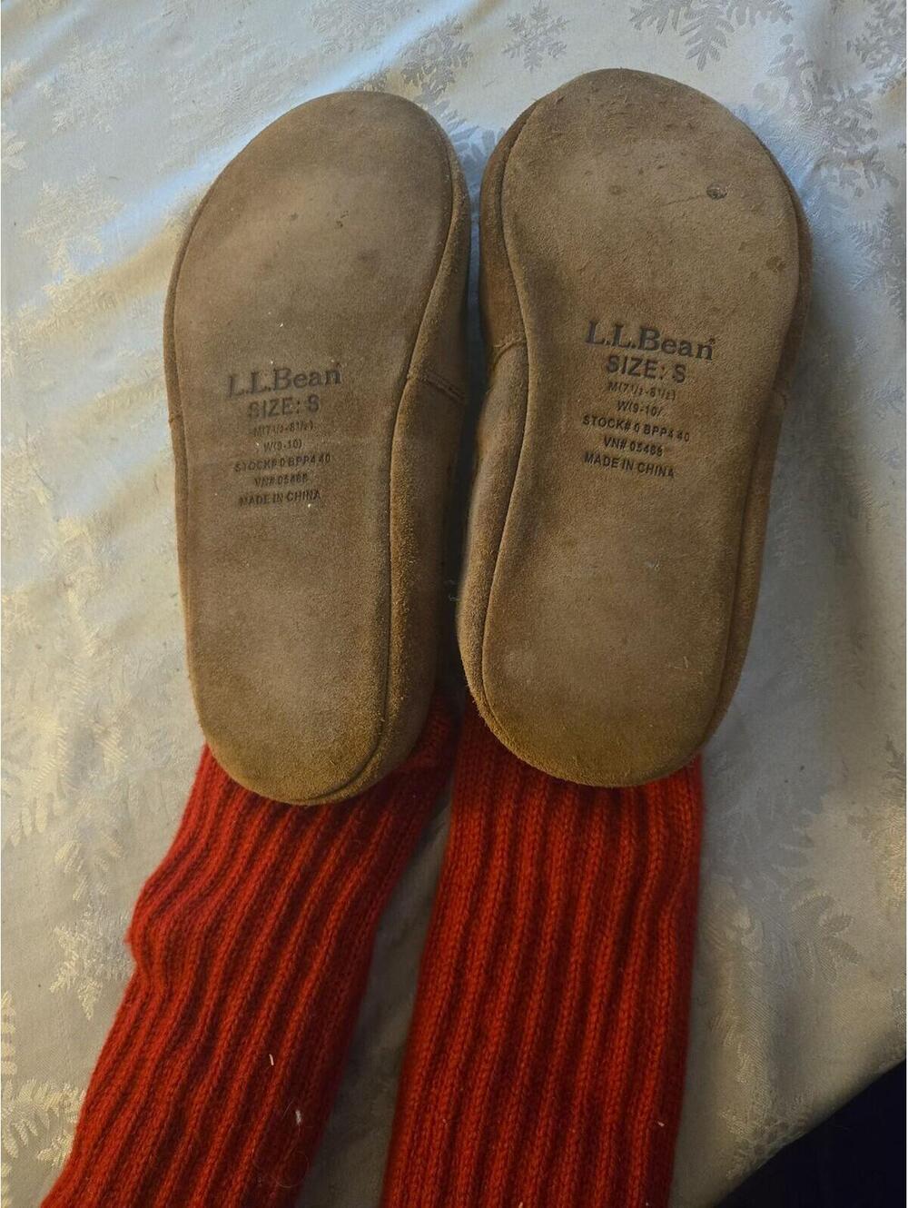 L.L. Bean Suede Slipper Socks Red Fair Isle Pattern Size W 9-10 - Picture 2 of 5
